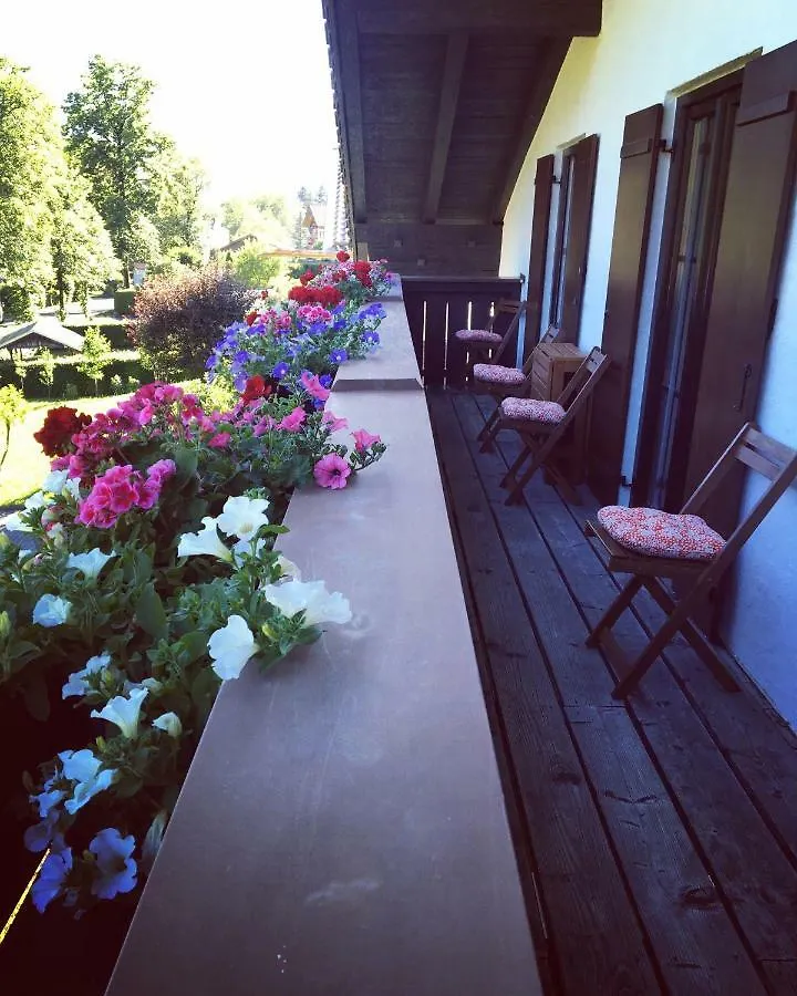 Berg Blick Jugendherberge mit Privatzimmer Kochel am See 0*,