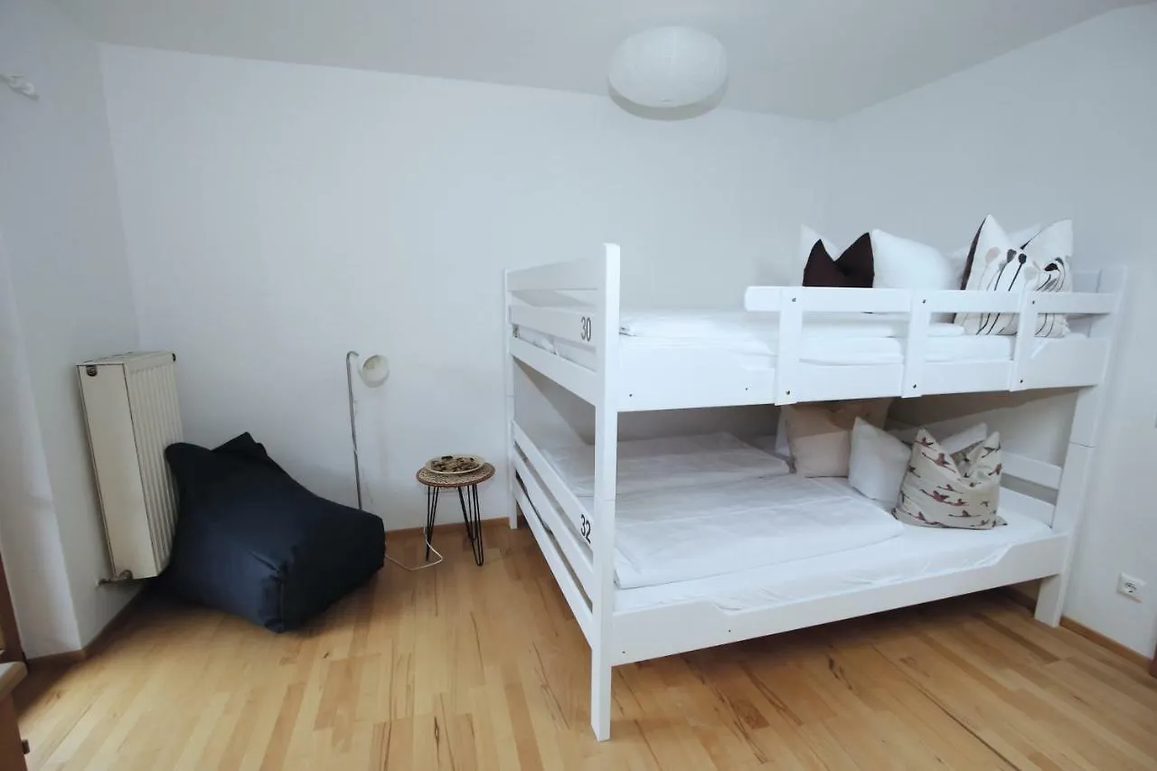 Hostel Berg Blick Jugendherberge mit Privatzimmer Kochel am See